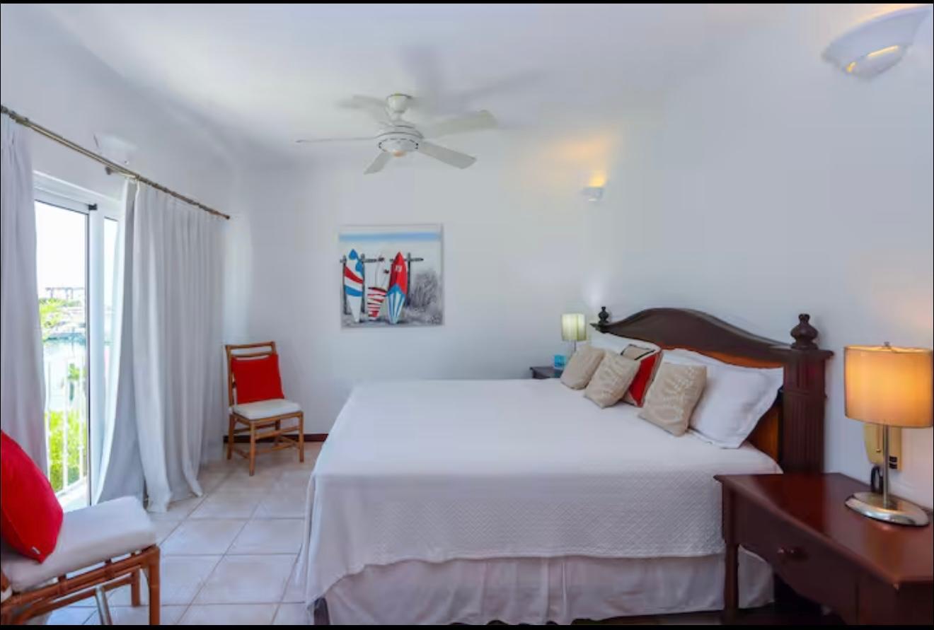 Marina Townhouse - Bedroom
